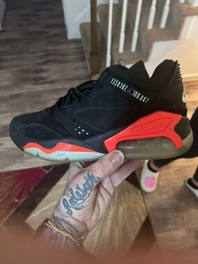 Nike Black and Red Air Max Athletic Shoes Retro